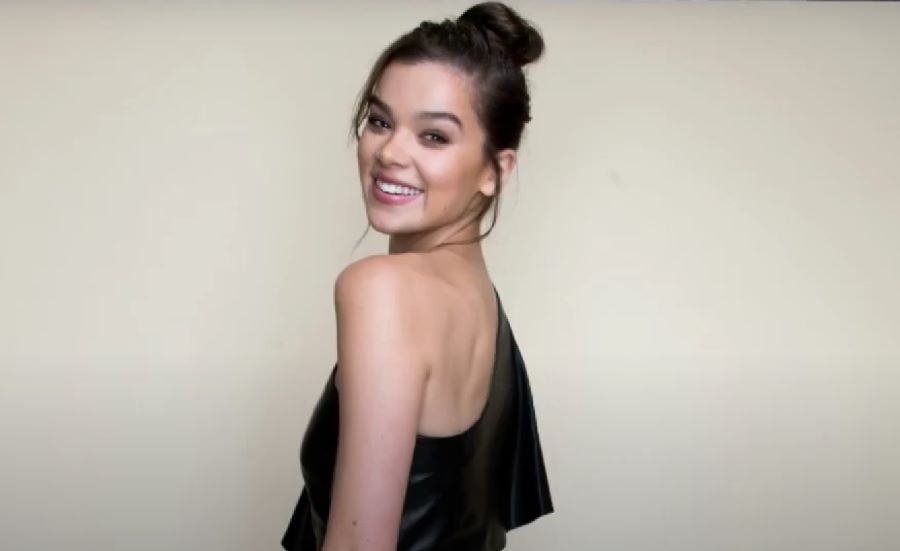 Hailee Steinfeld Skincare Routine and Beauty Secrets Hailee Steinfeld Skincare Routine and Beauty Secrets