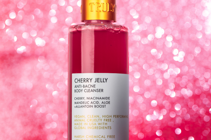 2022 Teen Vogue Bacne Award Goes to...Cherry Jelly Cleanser!