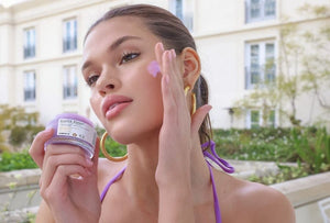 How to Tell If You Have Oily or Dry Skin in 2 Steps