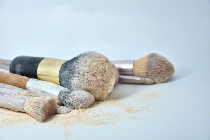 The Real Cost of Using Dirty Makeup Brushes