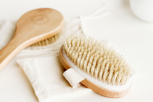 Thinking of Dry Brushing Your Face? Read this First