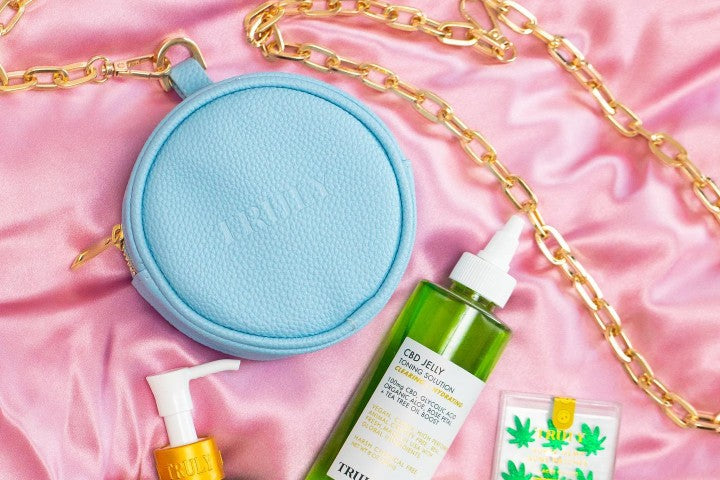 Bring Your Beauty to Work Bag: What to Put Inside Truly's Mini Beauty Bag