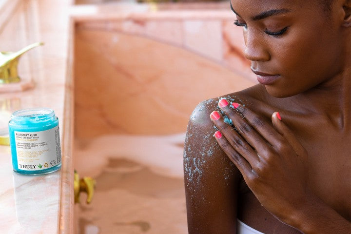 Battle of the Exfoliators: What to Choose Based on Your Skin
