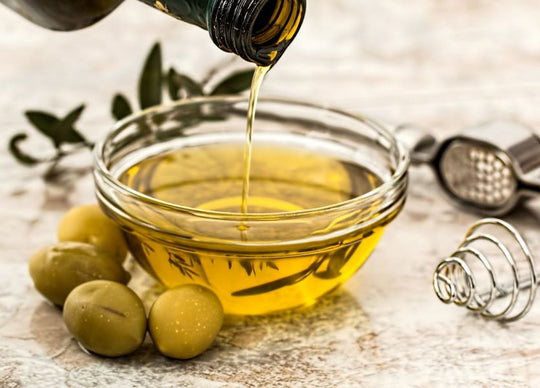 Does Olive Oil Clog Pores?