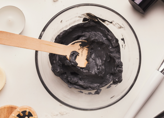 Lo que una mascarilla de arcilla azteca puede hacer por tu piel