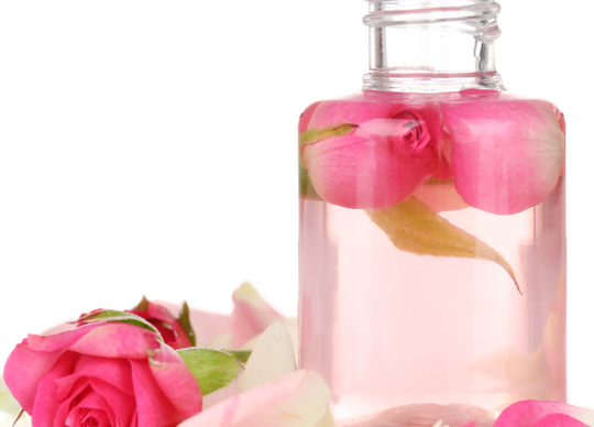 Extracto de rosa: te enamorarás al escuchar estos 6 beneficios de belleza