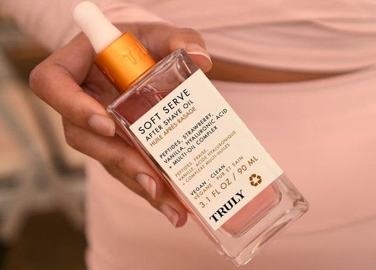 What is Hyaluronic Acid: Skincare Benefits & How to Use it