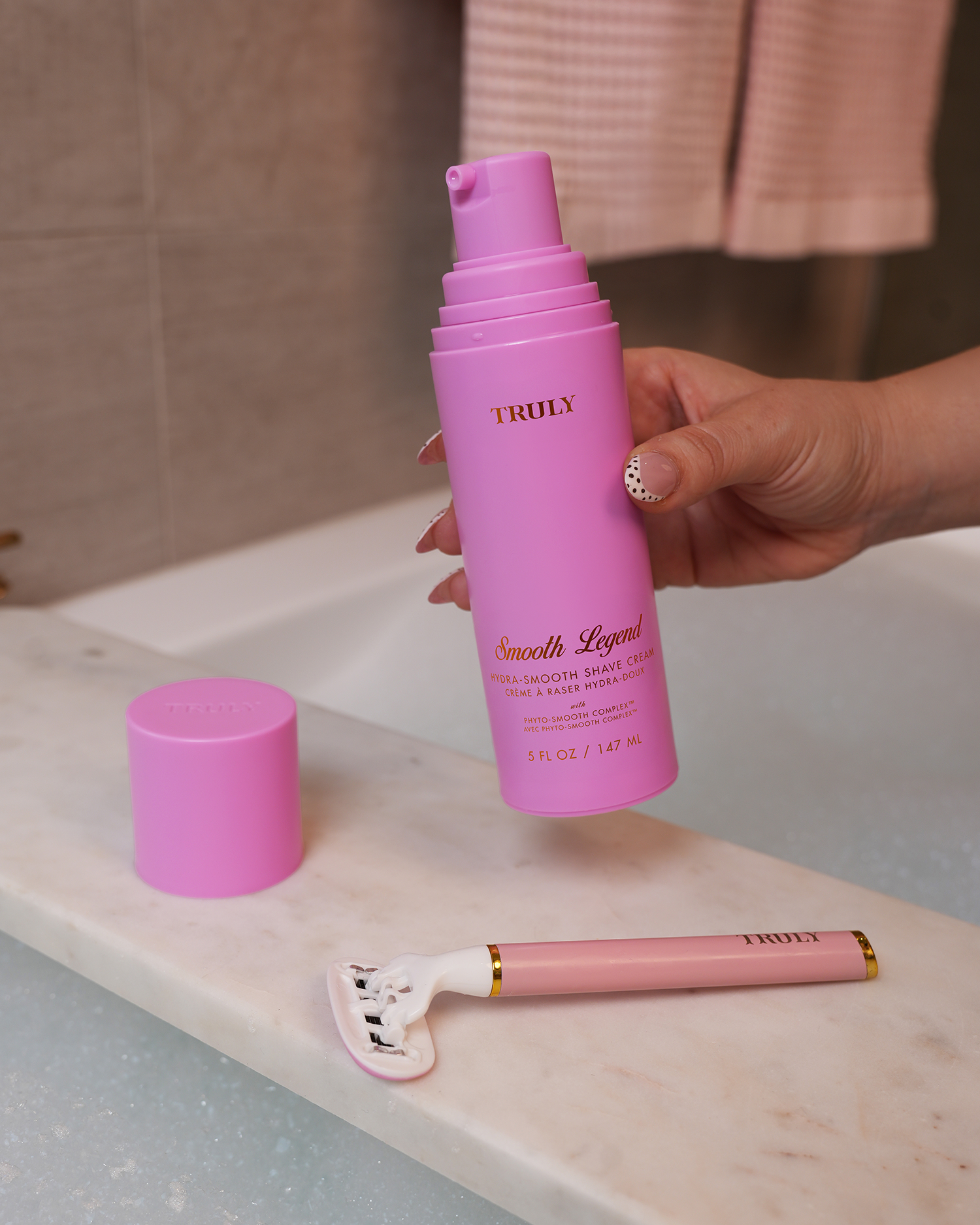 Hydra-Smooth Shave Cream