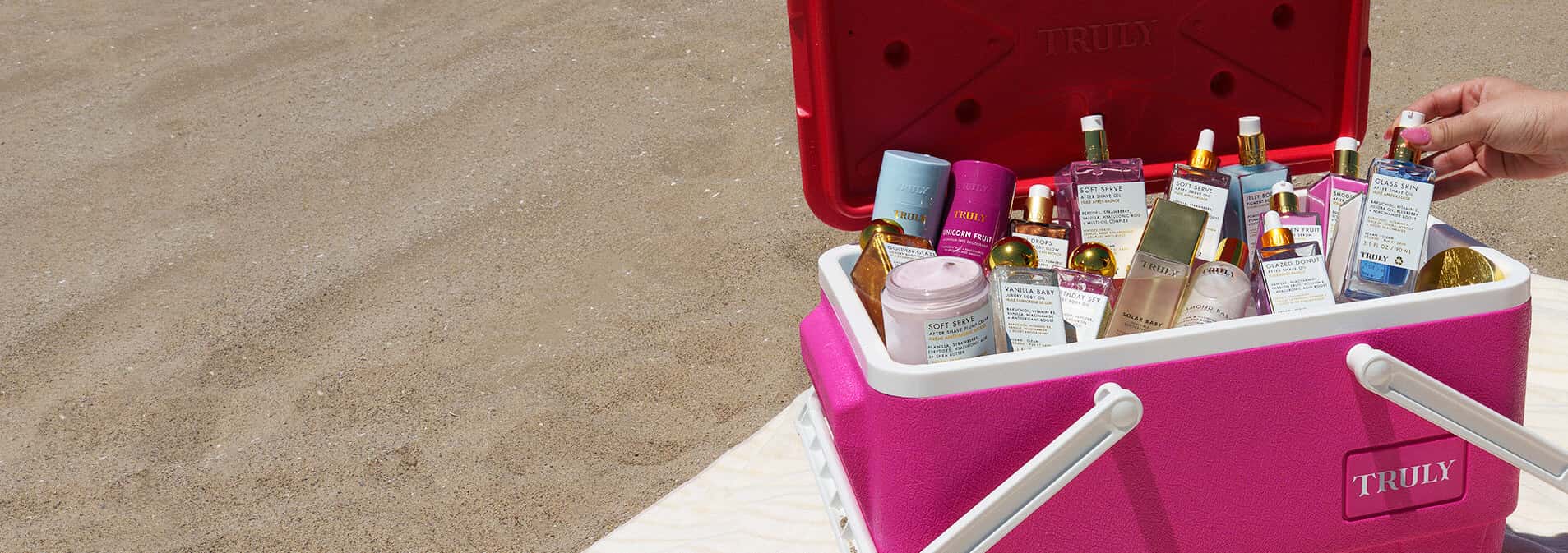 Your fave glow serums & brightening treatments are on 25% off hurry before they’re gone limited time offer.